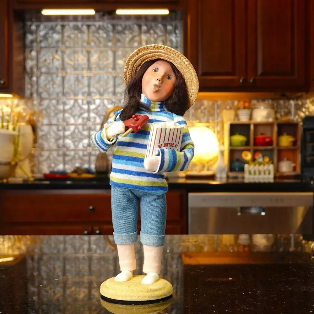 RARE Byers Choice 2008 Outer Banks Seashore Beach Girl w/ Popcorn & Popsicle